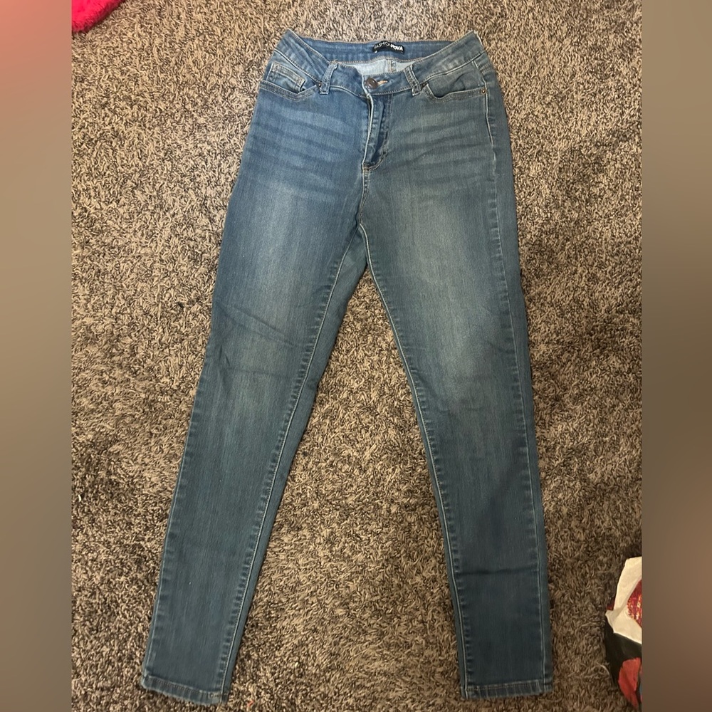 Fashion nova light blue jeans